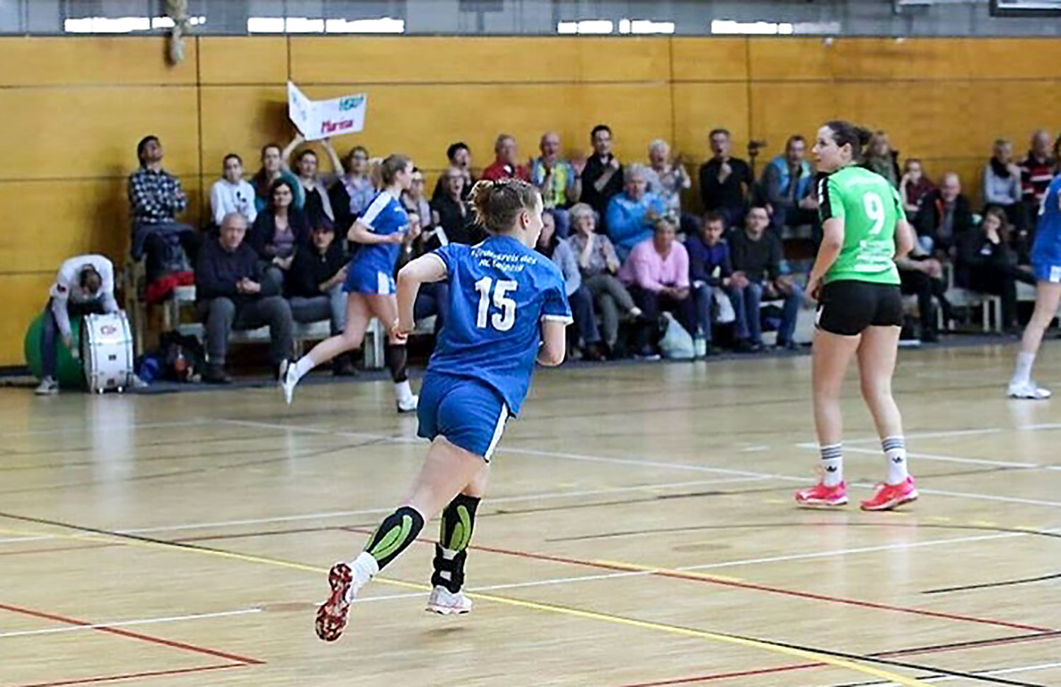 lisa_poehlmann_handball